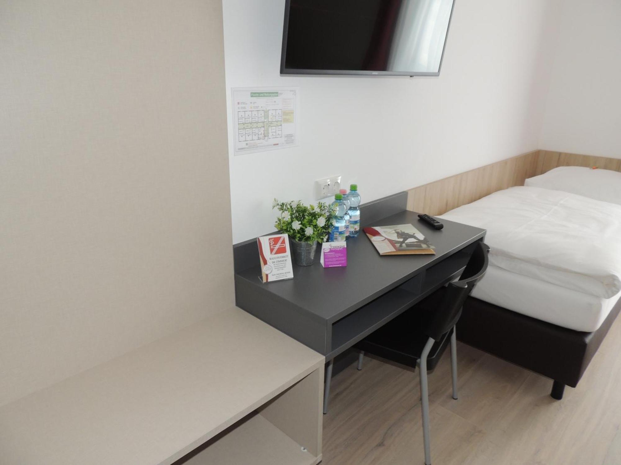 كورنيبورغ Avia Motel Bisamberg الغرفة الصورة
